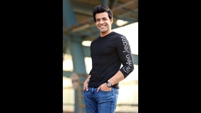 Actor Himanshu Malhotra graduated in BA (Prog) from Hindu College, in 1999.