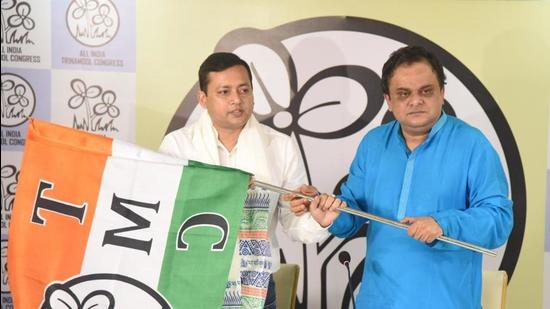 (From left) BJP MLA Tanmay Ghosh with Bengal education minister Bratya Basu on Monday, August 30. (Photo: TMC)