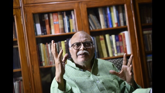 Saleem Kidwai at home in Lucknow in a picture dated April 26, 2018. (Anushree Fadnavis/Hindustan Times)