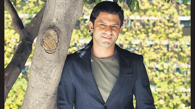 Actor Arjun Mathur has been training rigorously in the gym to shed the extra kilos he gained during the lockdown period. (Photo: Shivam Saxena/HT)