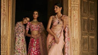 Rahul Mishra’s collection titled, Kam-Kẖāb Rahul Mishra’s collection titled, Kam-Kẖāb