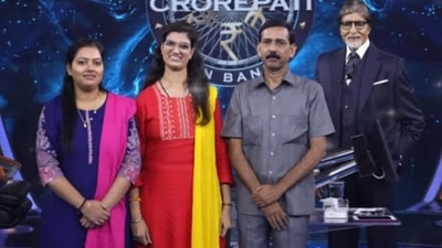 KBC 13: Himani Bundela become the first crorepati of the new season. KBC 13: Himani Bundela become the first crorepati of the new season.