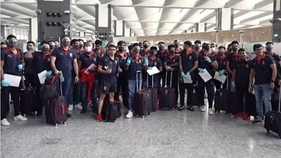 RCB arrives in UAE for the second leg of IPL 2021