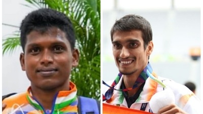 Tokyo Paralympics: Mariyappan Thangavelu wins silver in men's High Jump (T63), Sharad Kumar bags bronze (Twitter/HT Collage) Tokyo Paralympics: Mariyappan Thangavelu wins silver in men's High Jump (T63), Sharad Kumar bags bronze (Twitter/HT Collage)