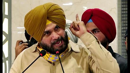 Now, Sidhu questions Punjab govt on ‘inaction’ in drug peddling cases