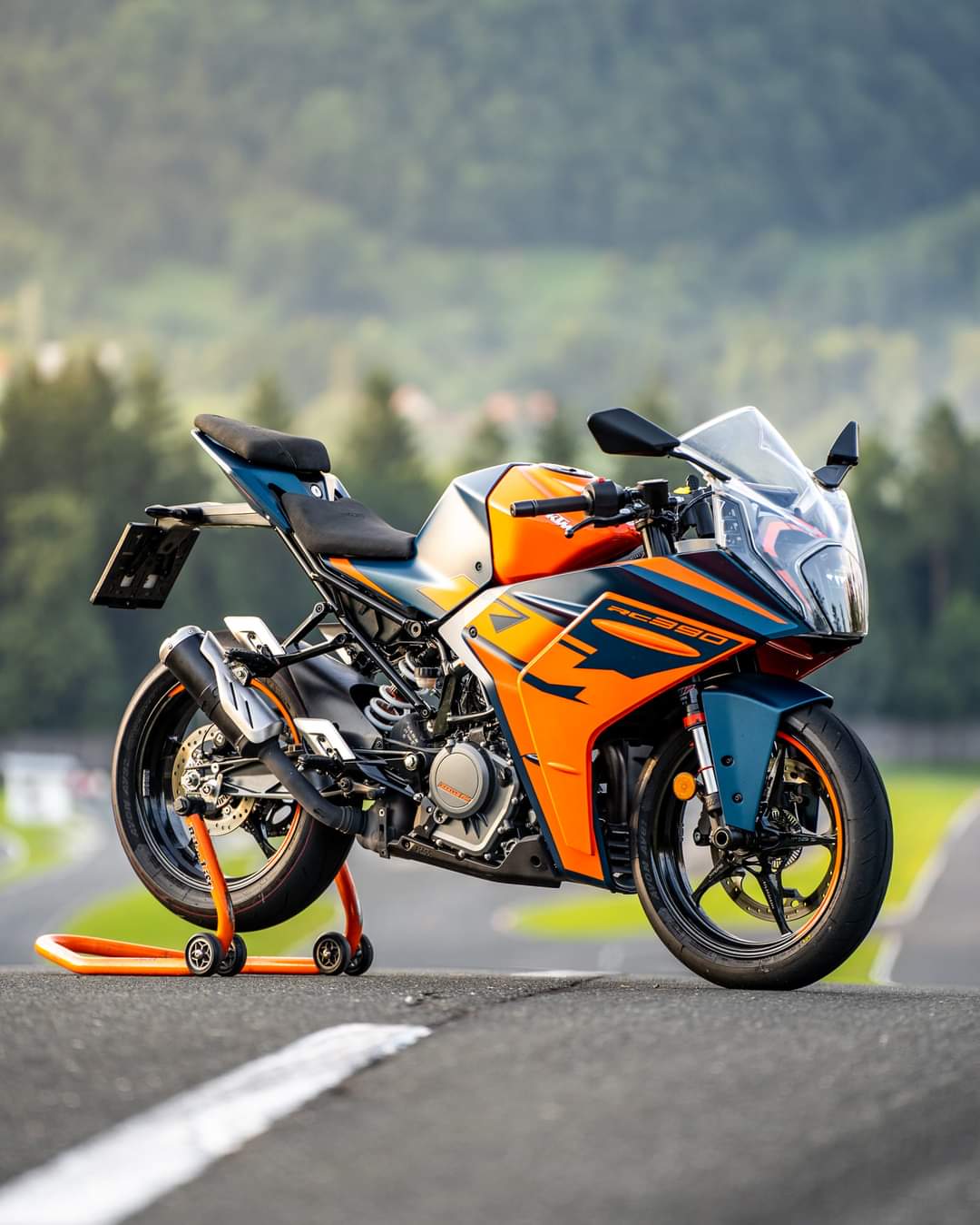 The new generation KTM RC 390 comes with appealing visual updates compared to the outgoing model. (Image: Facebook/Rok Bagoros) The new generation KTM RC 390 comes with appealing visual updates compared to the outgoing model. (Image: Facebook/Rok Bagoros)