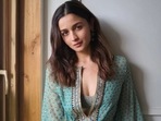 Alia Bhatt's secret to glowing skin and luscious hair is aerial Natarajasana, see post(Instagram/@aliaabhatt) Alia Bhatt's secret to glowing skin and luscious hair is aerial Natarajasana, see post(Instagram/@aliaabhatt)