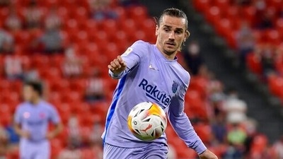 Atletico re-sign Griezmann on loan from Barcelona (AP)