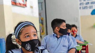 A student listens attentively in class in Lucknow as classroom teaching resumes for primary students in Uttar Pradesh. (Deepak Gupta/HT) A student listens attentively in class in Lucknow as classroom teaching resumes for primary students in Uttar Pradesh. (Deepak Gupta/HT)