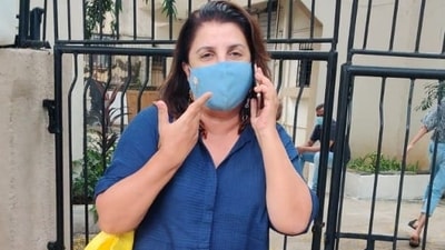 Farah Khan was talking on her phone when she ran into the paparazzi. Farah Khan was talking on her phone when she ran into the paparazzi.