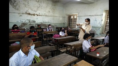 From August 17, the school education department decided to reopen physical classes in schools even in urban areas. It was decided that the offline classes will be allowed for Class 8 to 12 in urban areas and for Class 5 to 7 in rural areas of the state. The decision was deferred following strong opposition from the state task force on Covid-19. (HT) From August 17, the school education department decided to reopen physical classes in schools even in urban areas. It was decided that the offline classes will be allowed for Class 8 to 12 in urban areas and for Class 5 to 7 in rural areas of the state. The decision was deferred following strong opposition from the state task force on Covid-19. (HT)