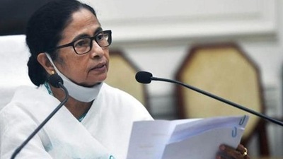 The Mamata Banerjee-government has requested the top court to modify its 2018 order in the Prakash Singh case on police reforms. (HT_PRINT) The Mamata Banerjee-government has requested the top court to modify its 2018 order in the Prakash Singh case on police reforms. (HT_PRINT)