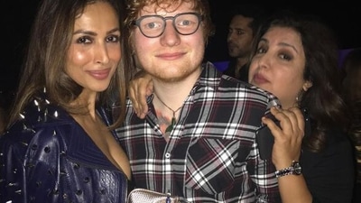 Ed Sheeran poses with Malaika Arora and Farah Khan. Ed Sheeran poses with Malaika Arora and Farah Khan.