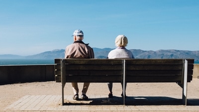 A new study has found that the dangerous combination of weak muscles and abdominal fat can lead to a significant loss of gait speed in older people. (Unsplash) A new study has found that the dangerous combination of weak muscles and abdominal fat can lead to a significant loss of gait speed in older people. (Unsplash)