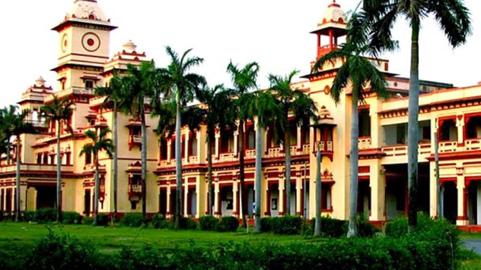 IIT-BHU Preparing To Start B Tech 1st Year Course In Hindi Medium ...