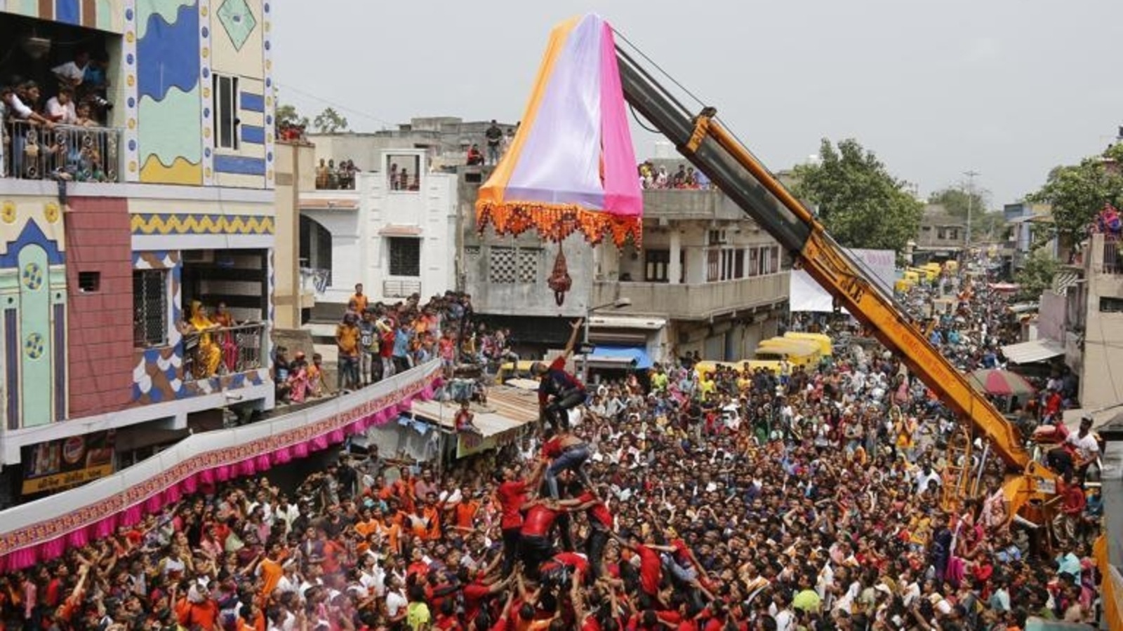 Mass gatherings should be discouraged ahead of upcoming festive season: Centre