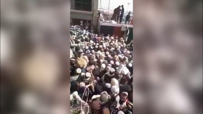 The stampede reportedly occurred after Pakistan temporarily close the Chaman border crossing. (Twitter / @MuslimShirzad) The stampede reportedly occurred after Pakistan temporarily close the Chaman border crossing. (Twitter / @MuslimShirzad)
