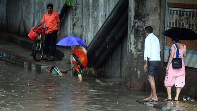However, Thursday’s rain was less intense and lasted for a shorter period than the rainfall on Tuesday and Wednesday. (Photo by Raj K Raj / Hindustan Times) (Hindustan Times)