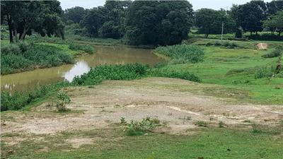 Stadium at inhara-Lakshmipur village in Jamui district of Bihar has a water stream cutting through it. (HT Photo) Stadium at inhara-Lakshmipur village in Jamui district of Bihar has a water stream cutting through it. (HT Photo)