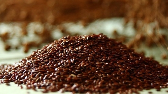 Flaxseed: Add it to your sandwich, cereal, smoothie, yogurt or even bread to enjoy its many benefits. Known for its anti-inflammatory properties and packed with Omega-3 fatty acids, consume it for overall good health.(Pixabay)