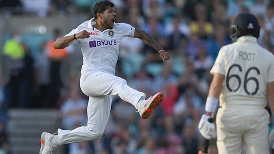 Umesh Yadav struck late in the day for India as he picked up the big wicket of England captain Joe Root.(Getty)