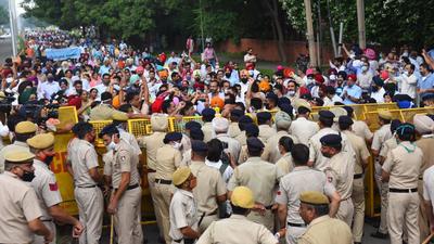 The protested teachers marched towards the Punjab chief minister’s residence, but were stopped by the Chandigarh Police. The protested teachers marched towards the Punjab chief minister’s residence, but were stopped by the Chandigarh Police.