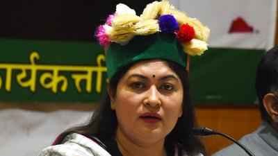 AICC spokesperson Ragini Nayak addressing media in Shimla on Friday. (Deepak Sansta/HT)