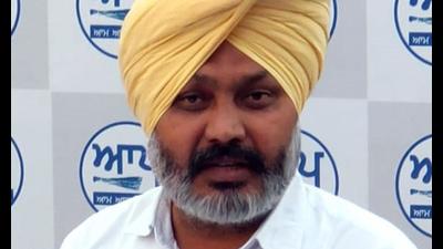 AAP demands 15-day Punjab assembly session