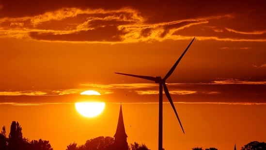 A power-generating windmill turbine is pictured here for representation. Climate scientists believe wind power could make it possible to produce hydrogen without emitting greenhouse gases as cheaply as is currently feasible with fossil fuel energy.&nbsp;(Representational Image / REUTERS)