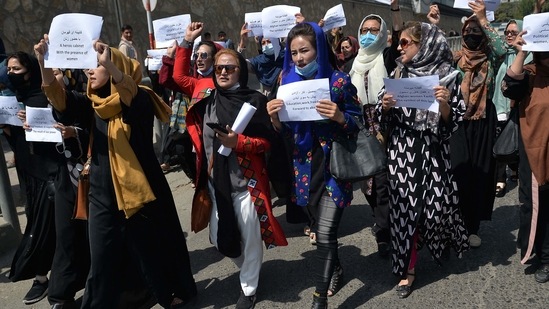 Afghan women take part in a protest march for their rights under the Taliban rule in the downtown area of Kabul on September 3, 2021. (AFP Photo)