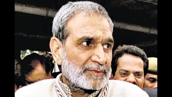1984 riots: SC refuses to grant interim bail to ex-MP Sajjan Kumar 1984 riots: SC refuses to grant interim bail to ex-MP Sajjan Kumar