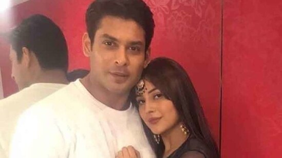 Sidharth Shukla was rumoured to be in a relationship with Shehnaaz Gill.