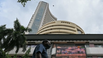Sensex hit a fresh high to end the day above 58,000 for the first time ever on Friday. (Mint Photo) Sensex hit a fresh high to end the day above 58,000 for the first time ever on Friday. (Mint Photo)