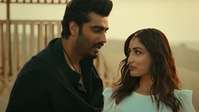 Arjun Kapoor and Yami Gautam in Mujhe Pyaar Pyaar Hai from Bhoot Police. Arjun Kapoor and Yami Gautam in Mujhe Pyaar Pyaar Hai from Bhoot Police.