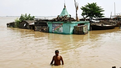 Nearly 16 districts in Bihar have been affected by floods due to incessant rainfall including Bhagalpur, Darbhanga, Samastipur, Muzaffarpur, Vaishali and Patna. (Santosh Kumar/HT file photo)