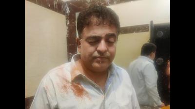 The 48-year-old gave the robbers the slip by speeding away on his scooter. (HT Photo)