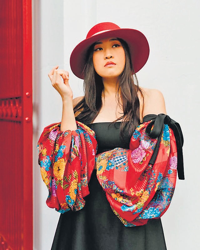 Puff sleeves that can be worn with sleeveless tops or dresses. (Photo:cocktailrev/Instagram) Puff sleeves that can be worn with sleeveless tops or dresses. (Photo:cocktailrev/Instagram)