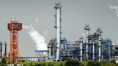 Can natural gas be a prime component in India’s energy mix? Examining its relevance both through the lens of competitive economic viability as well as other impacts (HT ARCHIVES) Can natural gas be a prime component in India’s energy mix? Examining its relevance both through the lens of competitive economic viability as well as other impacts (HT ARCHIVES)