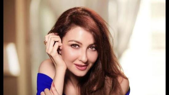 Actor Saumya Tandon will pursue an acting course in London.