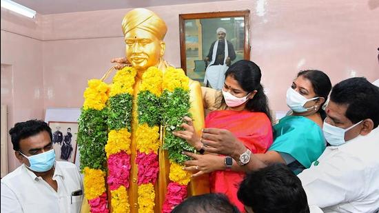 V O Chidambaranar’s life-size statue, which was decked with garlands and flowers for the anniversary, is on the Chennai Port premises. (HT Photo)