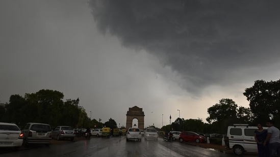 Delhi heads for wettest monsoon in a decade (Raj K Raj/HT PHOTO)