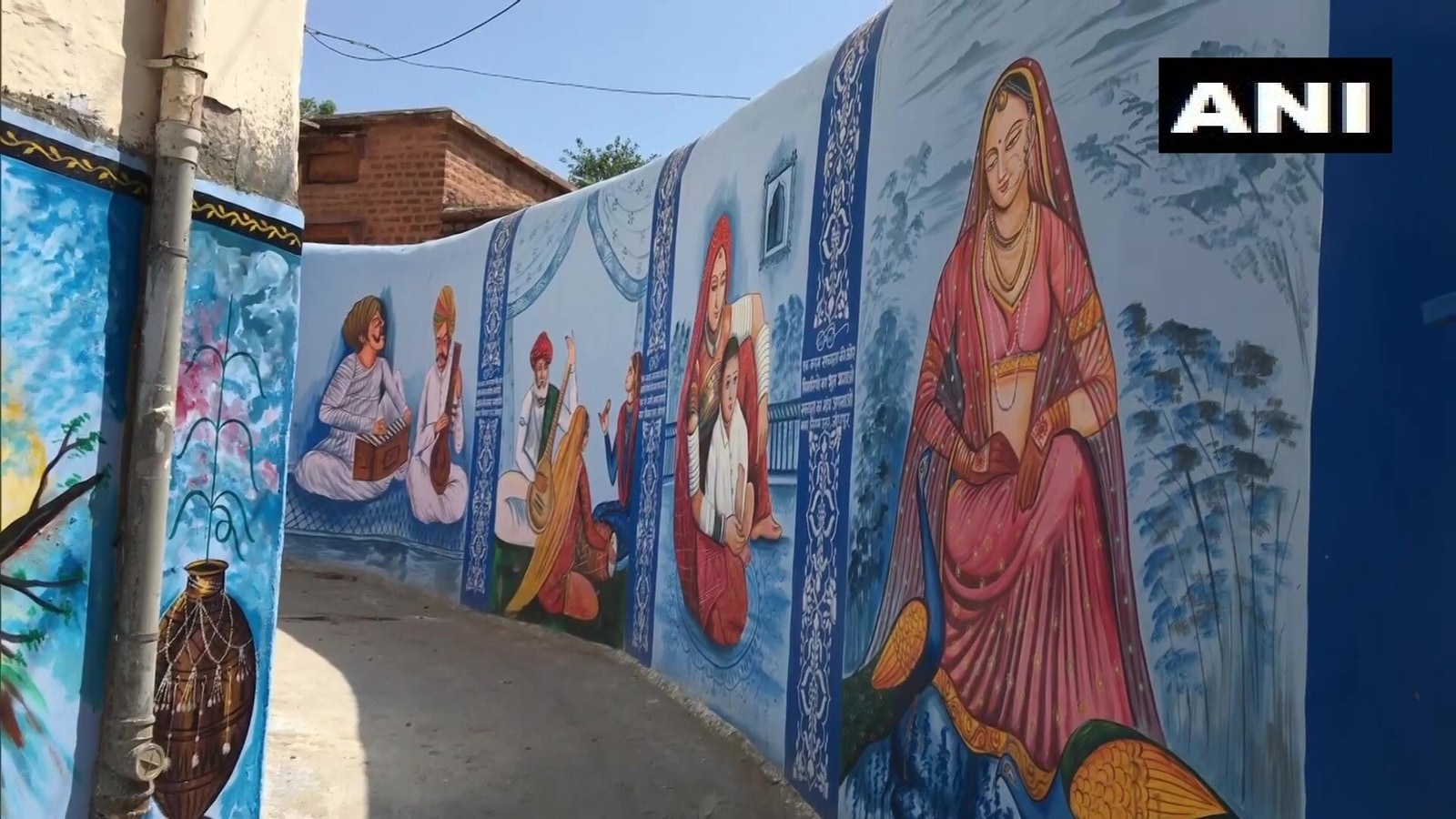 Artists paint murals in Jodhpur to highlight Rajasthan's culture