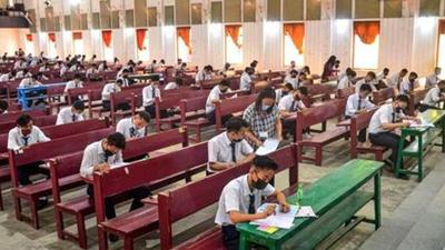 Sikkim: Only 50% students are allowed to attend schools and education institutes at a time following resumption of in-person learning. (PTI/Photo/Representative use) Sikkim: Only 50% students are allowed to attend schools and education institutes at a time following resumption of in-person learning. (PTI/Photo/Representative use)