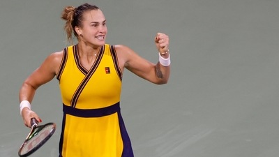 Aryna Sabalenka of Belarus celebrates after match point against Elise Mertens of Belgium at the 2021 US Open (USA TODAY Sports)