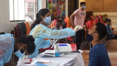 A citizen gets tested for Covid at a special test camp for people wanting to travel for Ganeshotsav, in Jogeshwari, Mumbai. (Vijay Bate/HT) A citizen gets tested for Covid at a special test camp for people wanting to travel for Ganeshotsav, in Jogeshwari, Mumbai. (Vijay Bate/HT)