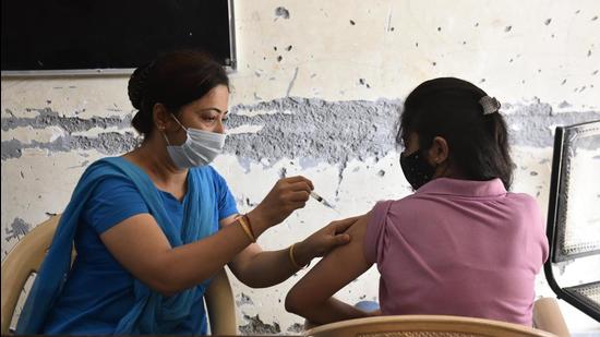 The coverage of Covid-19 vaccinations, pertaining to the first dose, has reached 119% in Gurugram. The district grappled with shopt supply of medical oxygen during the second wave earlier this year. (Vipin Kumar/HT PHOTO) The coverage of Covid-19 vaccinations, pertaining to the first dose, has reached 119% in Gurugram. The district grappled with shopt supply of medical oxygen during the second wave earlier this year. (Vipin Kumar/HT PHOTO)