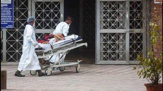 So far, 25,082 people in Delhi have died of Covid-19. (Amal KS/HT PHOTO)
