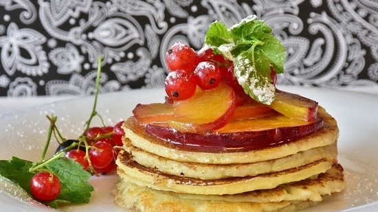 3. Pancakes: Who doesn't like a fluffy and soft pancake? It is a good way to add eggs to your child's breakfast and teamed with peanut or almond butter, it not only adds to the taste of the meal but also its nutitional value.(Pixabay)