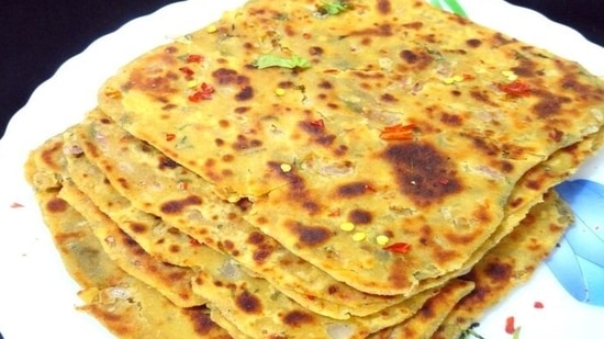 4. Dal potato paratha: Aloo paratha is every kid's favourite. Add a bit of dal to the stuffing, and you can enhance the nutritional value of the breakfast instantly.(Pinterest)