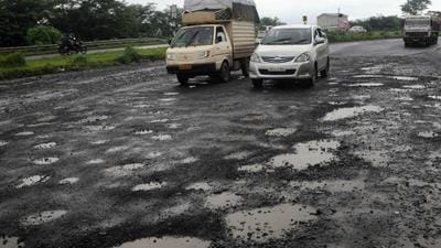 While the police maintain that the deceased came on the wrong side of the road and was not wearing a helmet, few say that the road was dug up poorly on both sides. (Representational picture)
